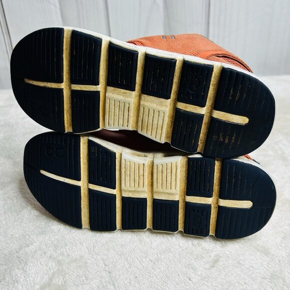 On Cloud Sneakers Boys Sz 3 Orange Mesh Strappy Athletic Running Unisex - Picture 7 of 7